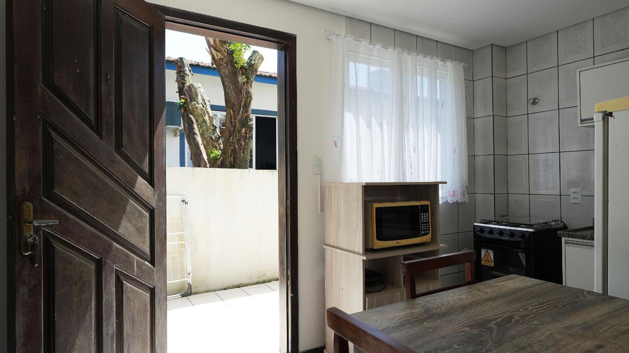 Residencial Adolfo - Mestre Naro Bombinhas Extérieur photo