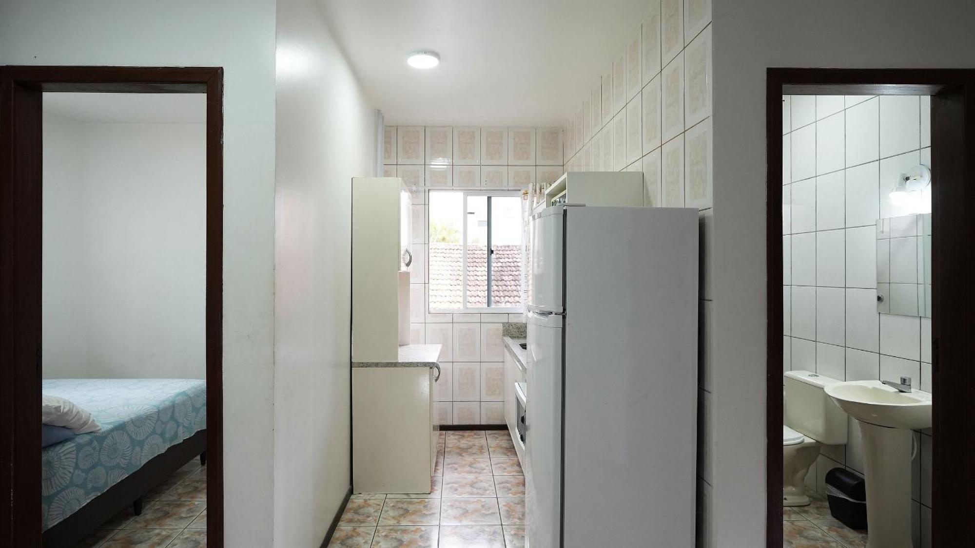 Residencial Adolfo - Mestre Naro Bombinhas Extérieur photo