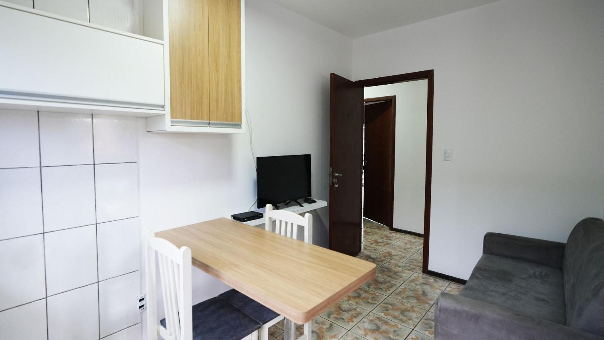 Residencial Adolfo - Mestre Naro Bombinhas Extérieur photo